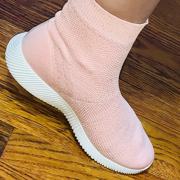 Cape Robbin Shoes Cape Robbin Sole Sock Boot Poshmark Cape Robbin Shoes Cape Robbin Sole Sock Boot Poshmark